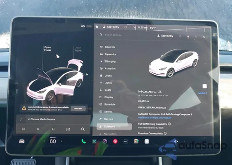 2020 Tesla Model 3 Standard Range Plus Rear-Wheel Drive/Standard Range Rear-Wheel Drive from USA, damaged, VIN 5YJ3E1EA8LF630022